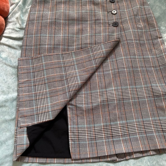 Talbots plaid 3 button lined skirt! Size 14 Petite! - Picture 4 of 9